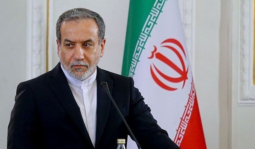 Arakçî: Bi Emerîkayê re danûstandin tune ye, û bawerî jî tune ye