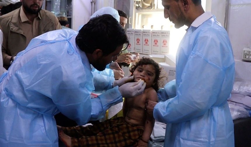 Afganistan: Pakistan'ın saldırısında 4 sivil öldü, 70 kişi yaralandı