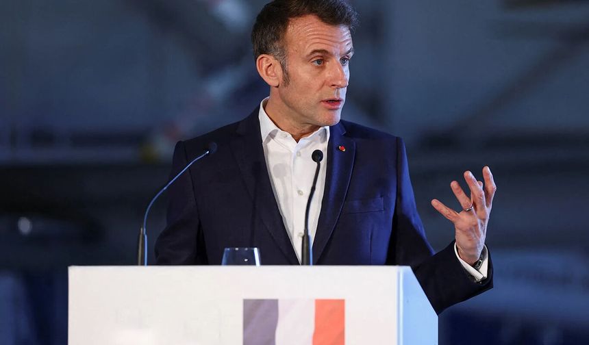 Macron, İranlı yetkililerle Hürmüz Boğazı'nı görüşecek