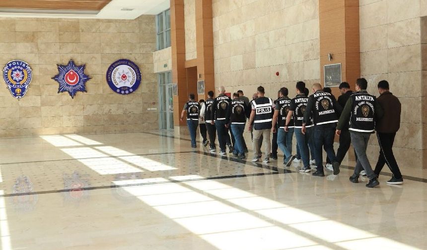 Antalya'da asayiş operasyonlarında 270 kişi tutuklandı