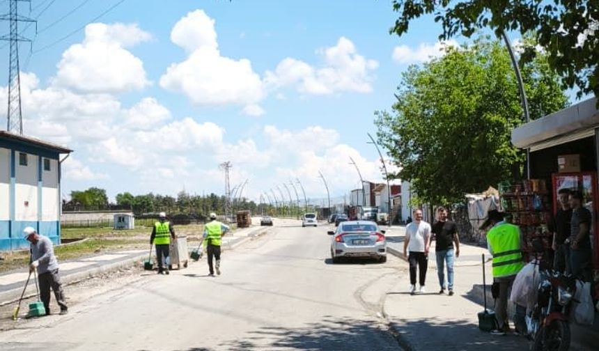 Batman Belediyesi’nden Karşıyaka ve Huzur Mahallelerinde Temizlik Mesaisi