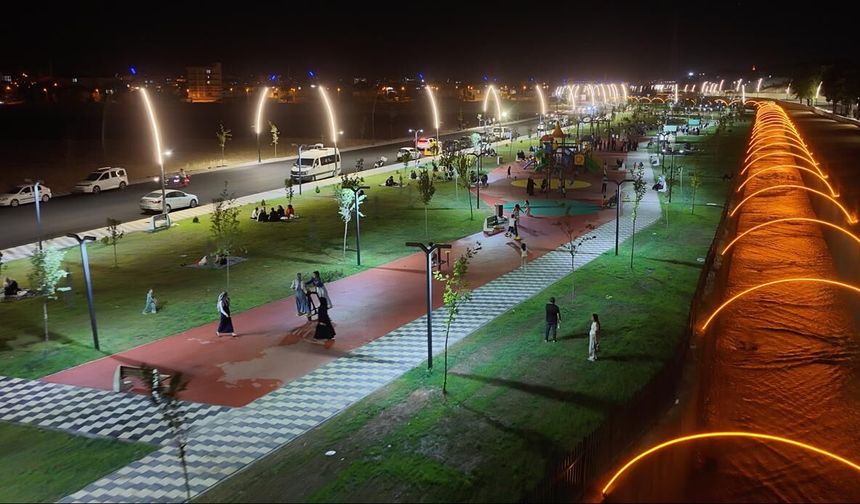 İluh Deresi Kenarındaki Atıl Alan Modern Parka Dönüştürüldü