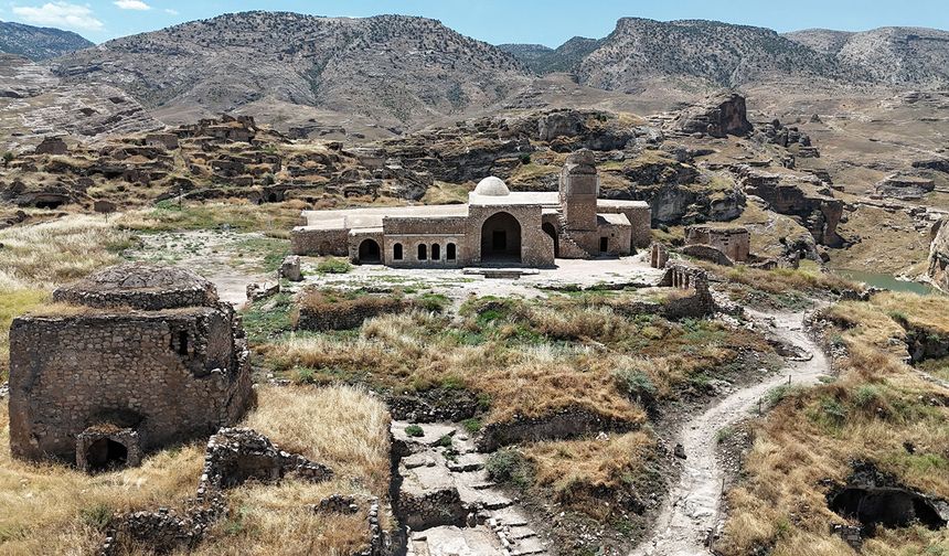 Hasankeyf'in İslam mirası yok olma tehlikesiyle karşı karşıya