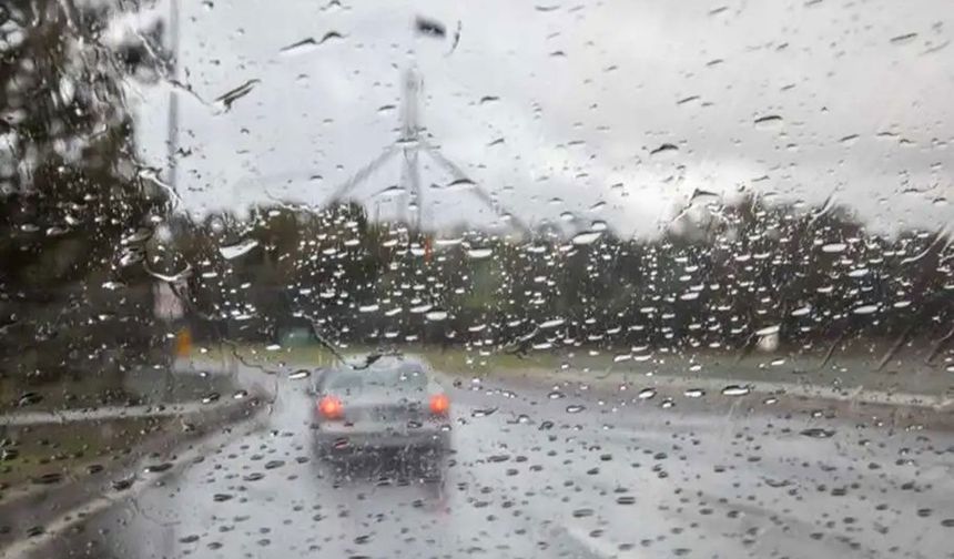 Ülke genelinde sağanak yağış bekleniyor! İşte bölge bölge hava durumu