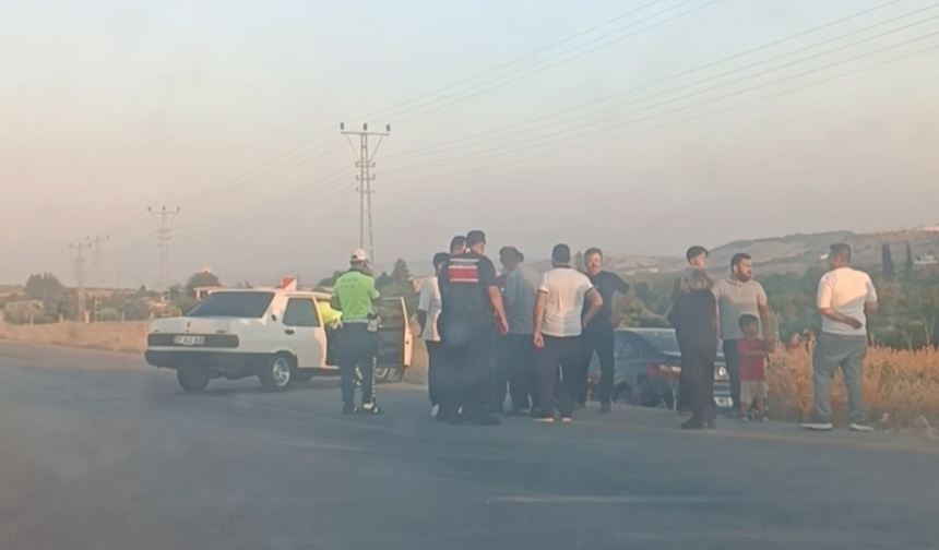 Gaziantep karayolunda 3 aracın karıştığı trafik kazası