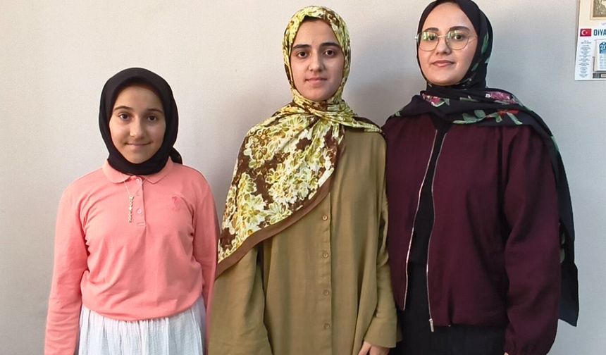 İki kardeş hafız oldu, en küçük kardeş aynı yolda ilerliyor