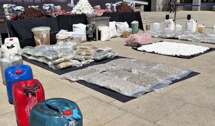 İstanbul merkezli 11 ilde uyuşturucu operasyonu: 1 tonun üzerinde uyuşturucu ele geçirildi