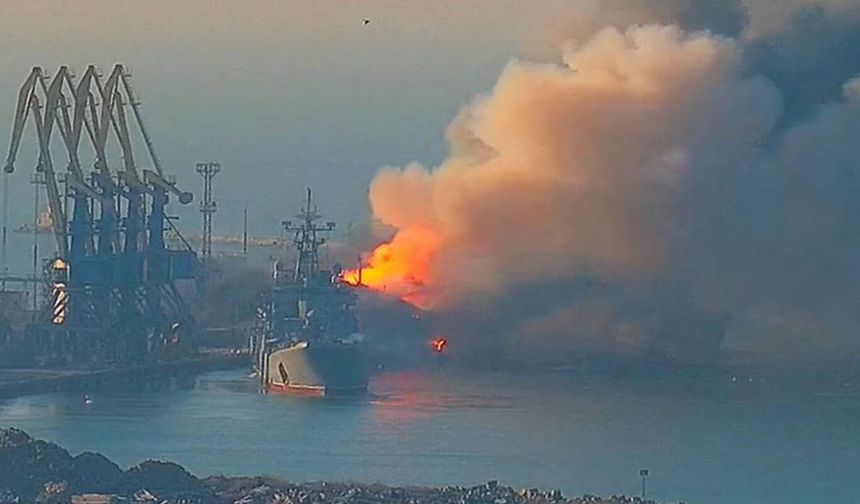 Rusya Ukrayna savaşı kızışıyor: Gemiler ve limanlar bombalandı