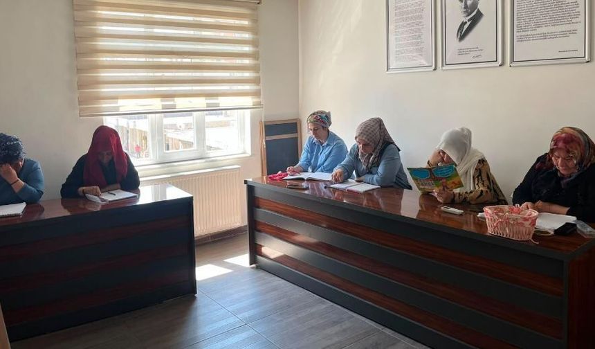 Batman’da Kadınlar "BİLMEK" ile Geleceğe Güçlü Adımlar Atıyor