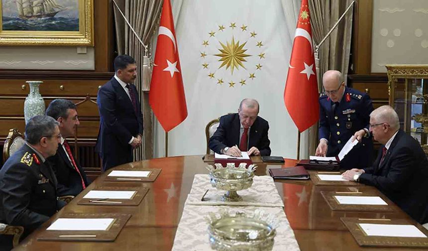 YAŞ kararları Resmî Gazete'de: TSK'da yeni atama ve terfiler