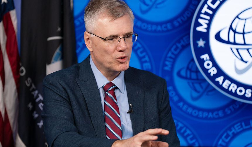 ABD yörüngede uzay silahları bulundurduğunu ilk kez açıkladı