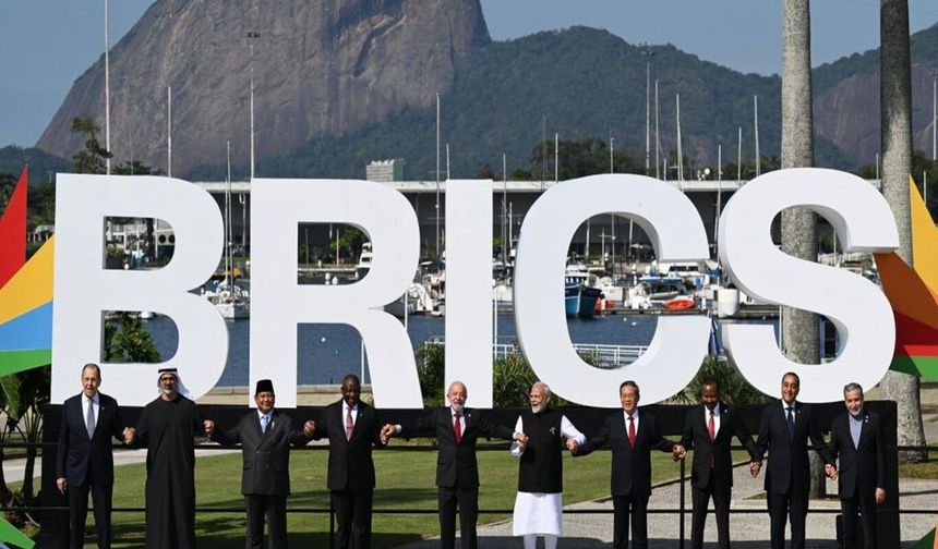 BRICS ticaretinde ulusal para dönemi 