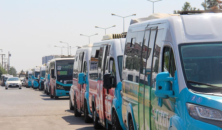 Diyarbakır'da özel halk otobüsleri kontak kapattı: Hak ettiğimiz rayiç bedeli istiyoruz