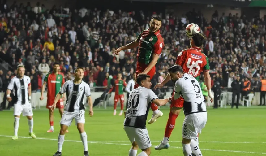 Karşıyaka - Altay Maçı Canlı Yayın İzle