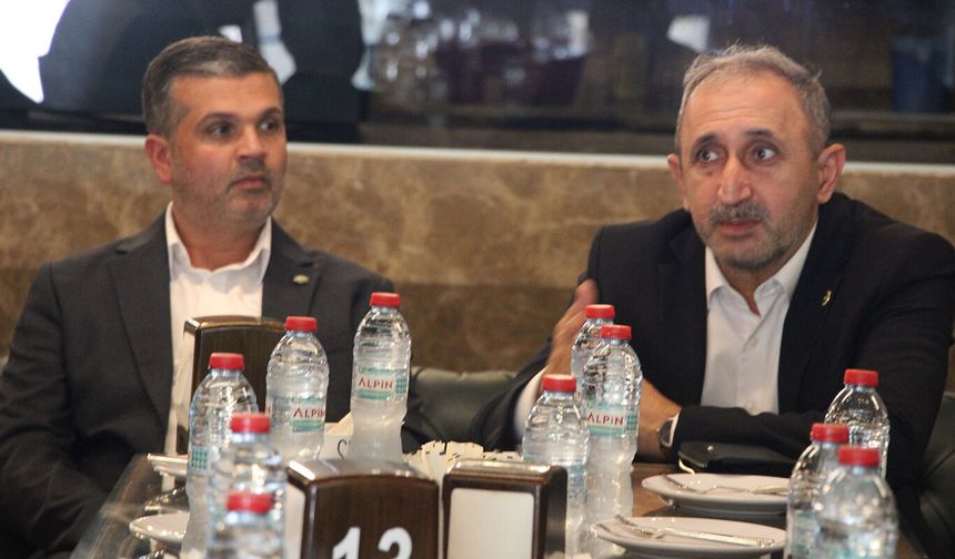 Atama bekleyen gençler sorunlarını HÜDA PAR Milletvekili Demir'e anlattı