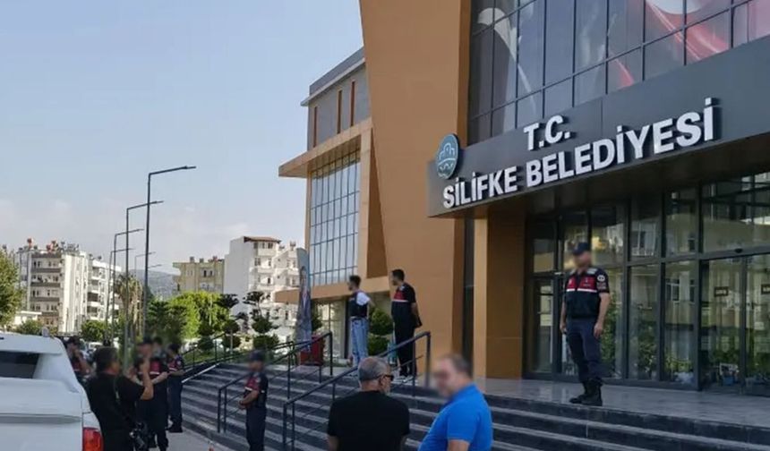 CHP'li Silifke Belediyesine ikinci operasyon: Tutuklu sayısı 14'e yükseldi