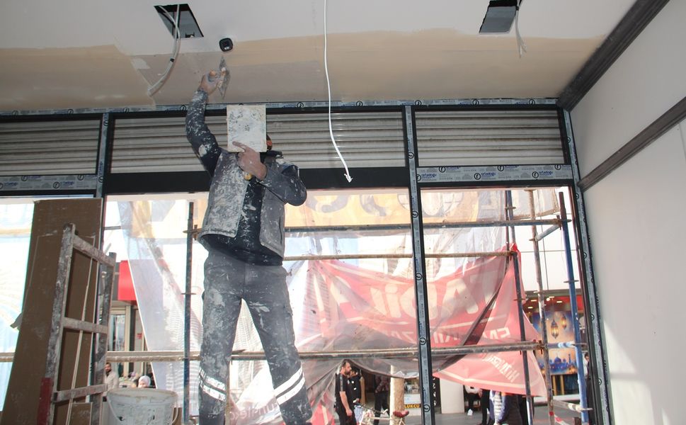 Ramazanda zorlu mesai: Batmanlı inşaat işçileri oruçlu şekilde çalışıyor