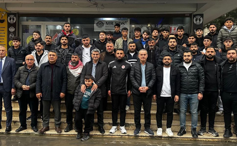 Siyasetçilerden Petrolspor Taraftarlarına Dayanışma Ziyareti