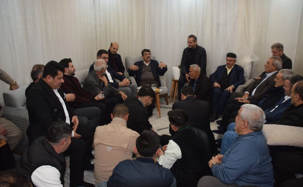 Nasıroğlu, Şirinevler Mahallesi’nde vatandaşlarla buluştu