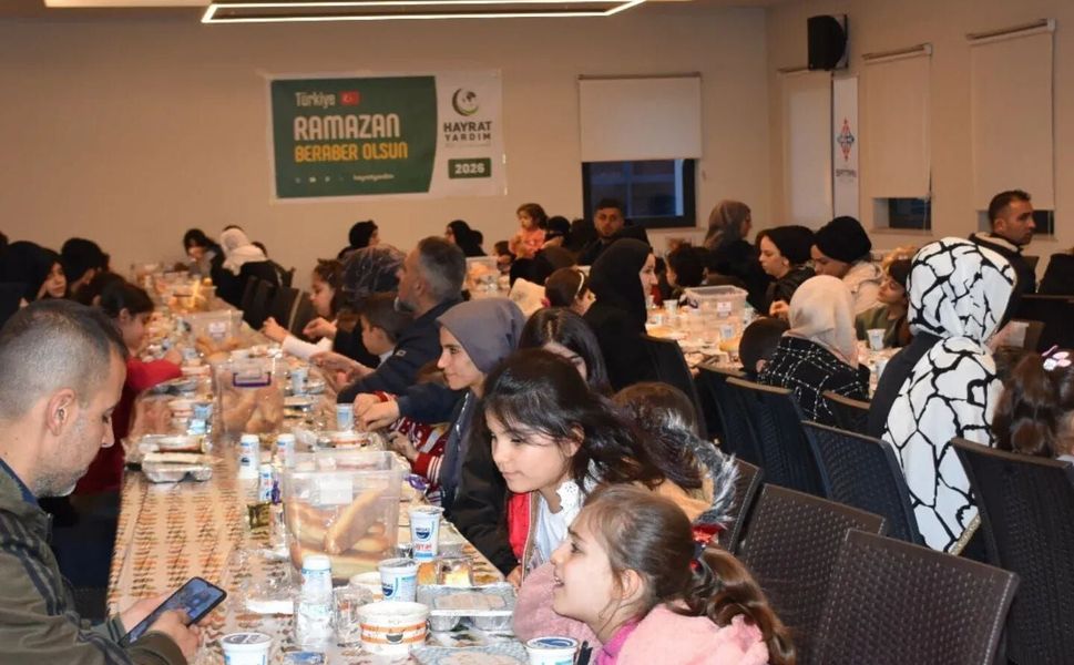 Öğrenciler ve Veliler İftar Sofrasında Buluştu