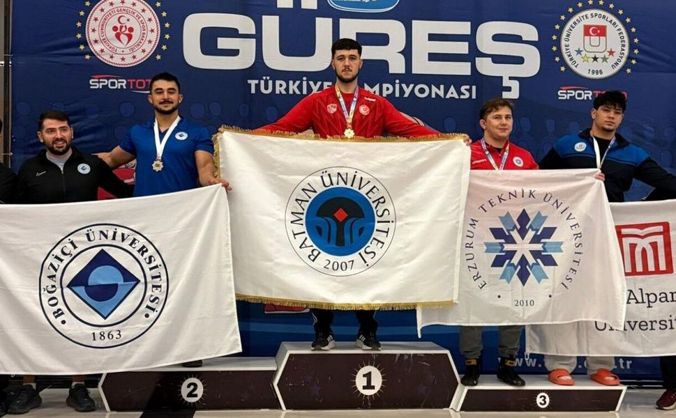 Batman Üniversitesi Güreşte Türkiye’nin Zirvesine Adım Attı