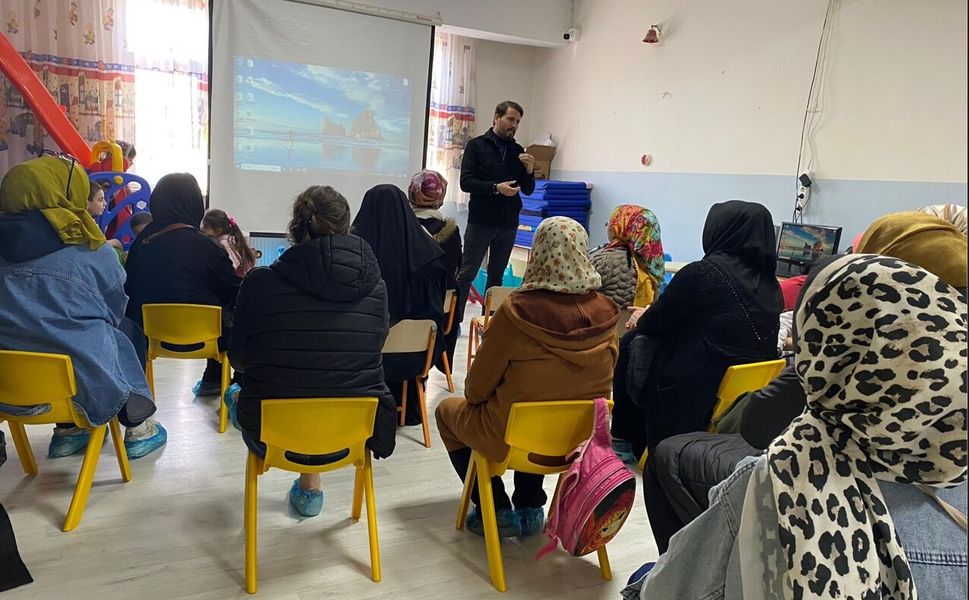 Velilere “Çocuklarda Mahremiyet Bilinci” Eğitimi
