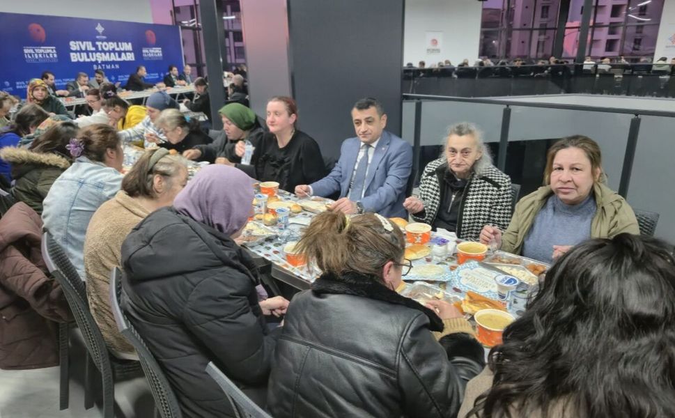 Sivil Toplum Kuruluşları İftar Programında Bir Araya Geldi