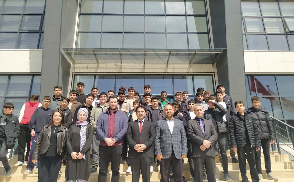 Batman Sivil Toplum Merkezi’nde Gençlere Değerler Aşısı