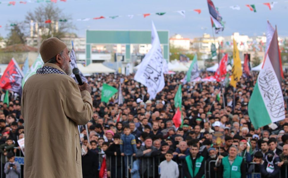 Göktaş Hoca: Peygamber'in sünneti olmadan hiçbir yere varamayız