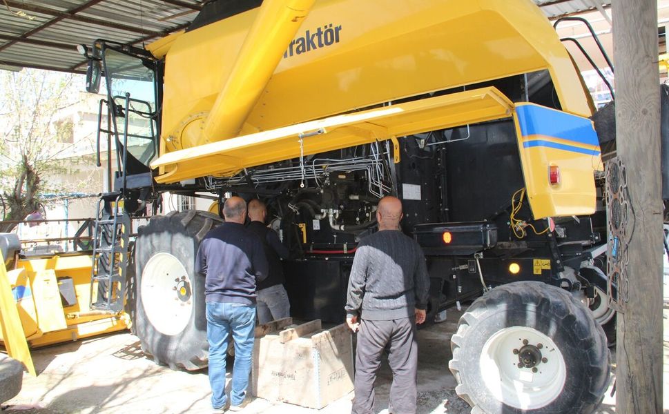 Hasat öncesi mazot krizi: Çiftçi ve biçerdöverci endişeli