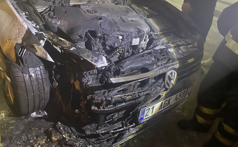 Batman Park AVM Otoparkında Araç Yangını: Facianın Eşiğinden Dönüldü!