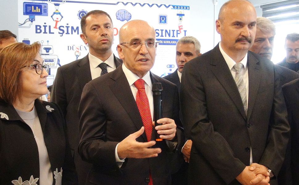 Batman'da Bakan Şimşek’in Katılımıyla 50 Yapay Zekâ Atölyesi Açıldı