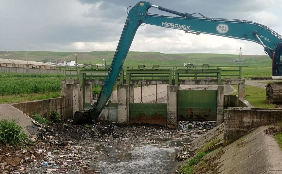 Dsi Sulama Kanalında 550 Ton Atık Temizlendi