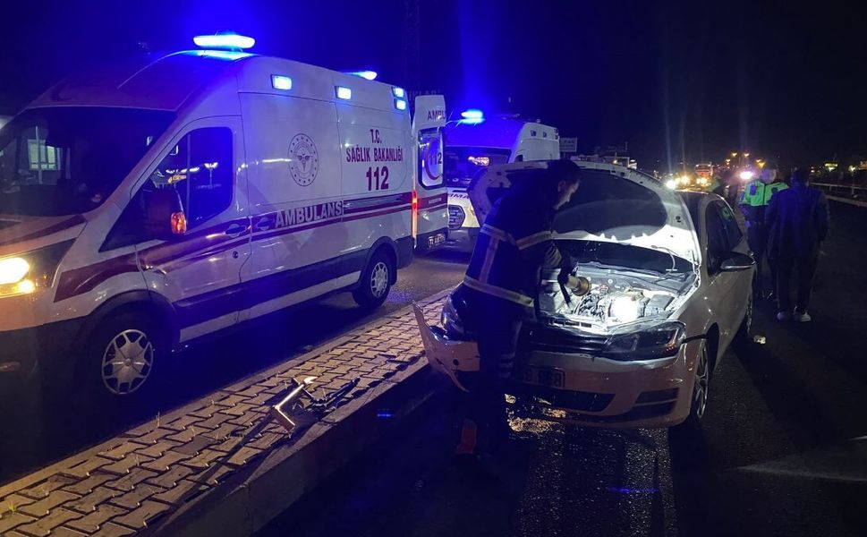 Bayındır Mahallesi’nde Trafik Kazası: Sürücüler Hafif Yaralandı