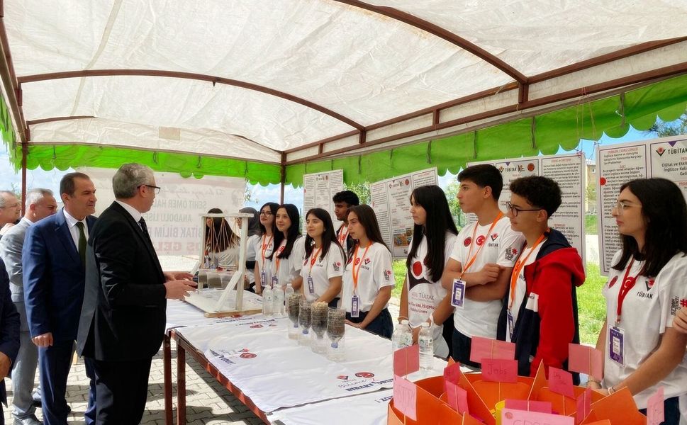 Genç Beyinlerden "Türkiye Yüzyılı" Projeleri