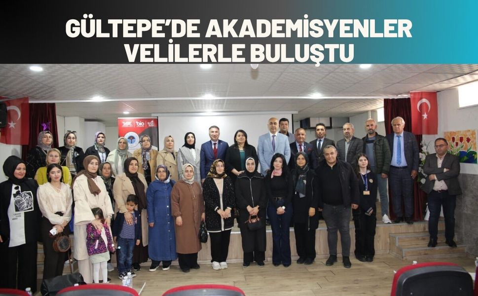 Gültepe’de Akademisyenler Velilerle Buluştu