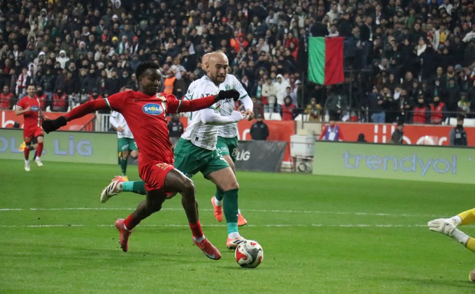 Amedspor - Iğdırspor Maçı Canlı Yayın İzle