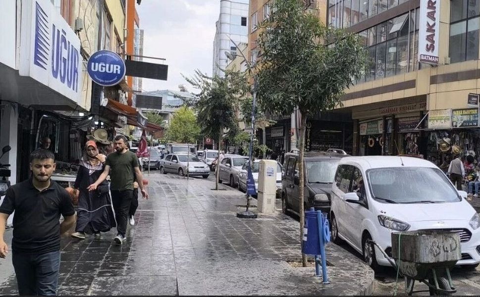 Batman’da Bayram Yağmuru Zor Anlar Yaşattı
