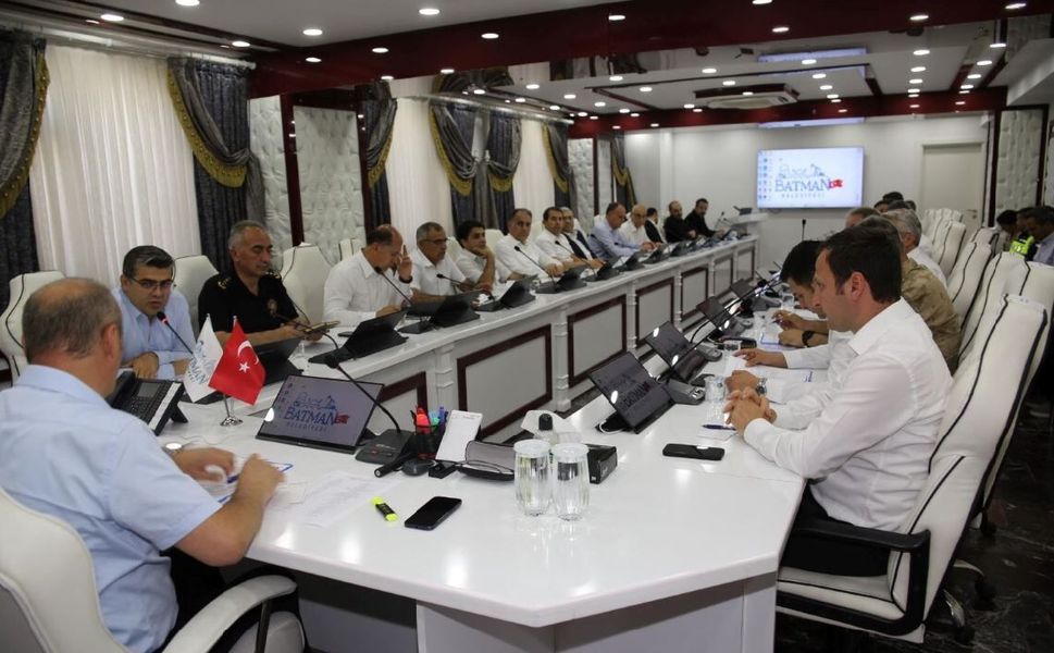 Vali Canalp: “Çocuklarımızın Güvenliği Konusunda Hiçbir İhmale İzin Vermeyeceğiz”