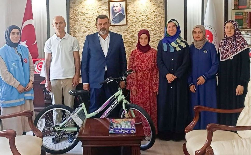 Batman’da 12 Yaşındaki Rukiye Hümeyra Hafızlığını Tamamladı