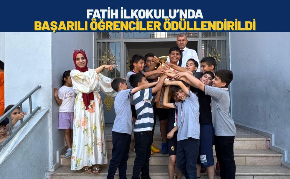 Fatih İlkokulu’nda Başarılı Öğrenciler Ödüllendirildi