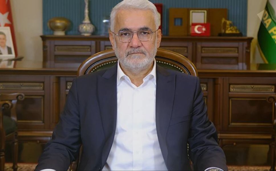 Hüda Par Lideri Yapıcıoğlu: "Edep ve İnsanlık Parayla Satın Alınmaz"