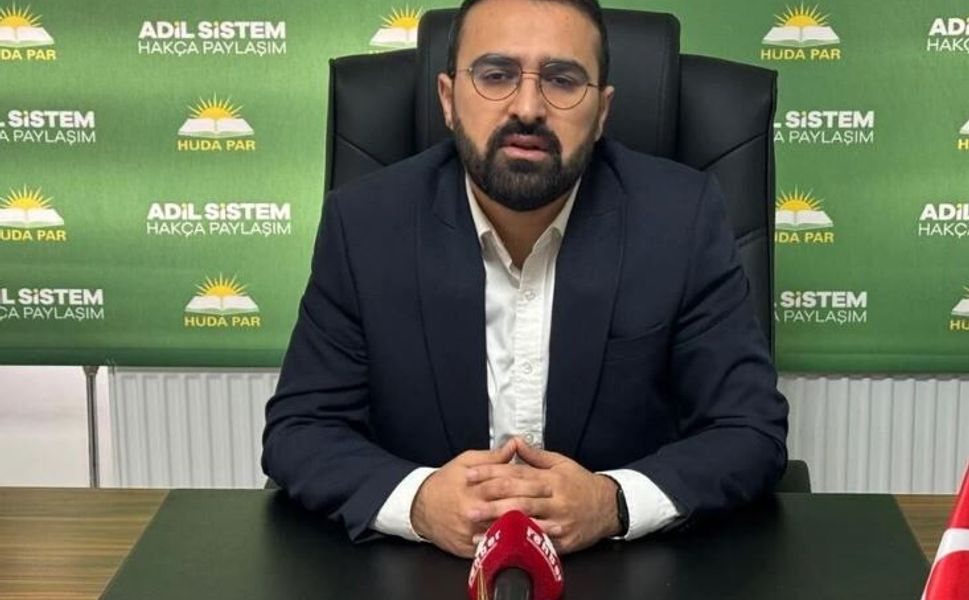 Koç’un "Kürt Kadını" Fıkrasına Hüda Par’dan Sert Tepki: "Bu Zihniyete Lanet Olsun"