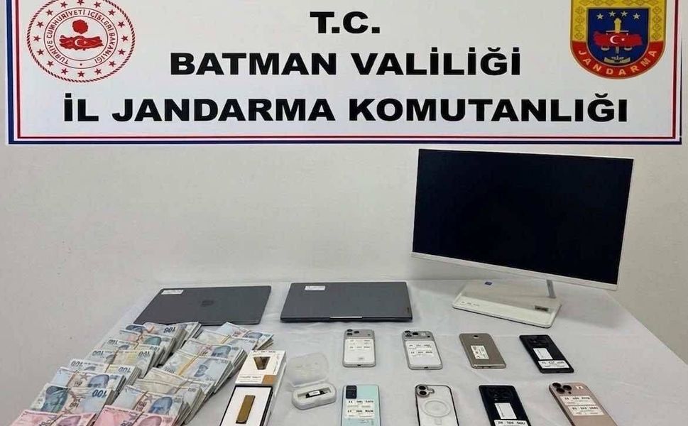 Gençleri Hedef Alan Siber Şebeke Çökertildi