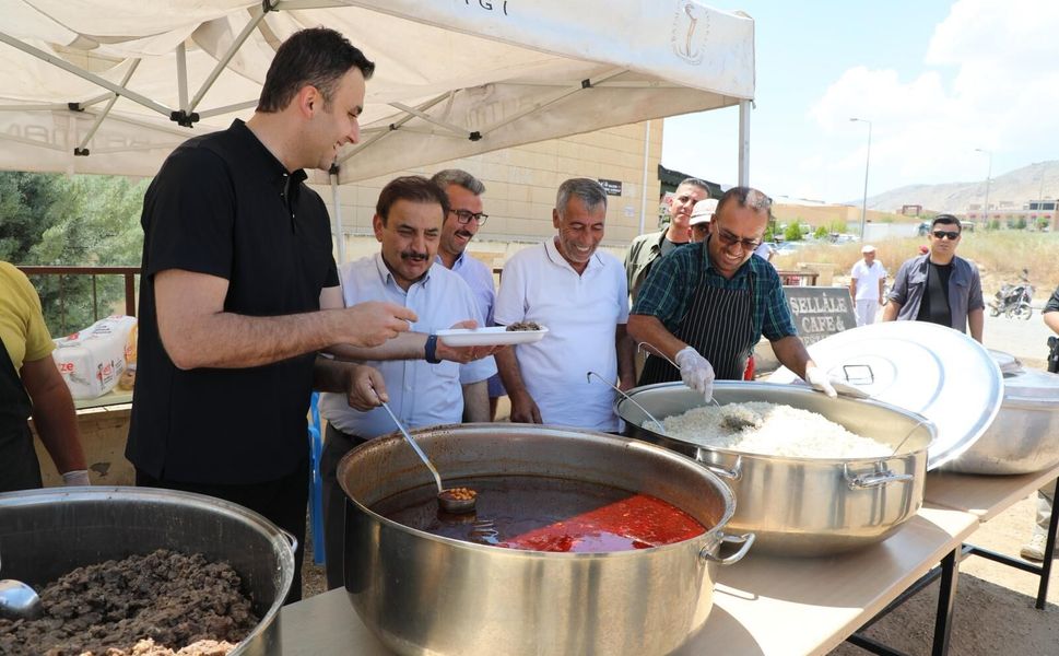 Hasankeyf'te İmam Abdullah’ı Anma ve Aş Dökme Etkinliği Düzenlendi