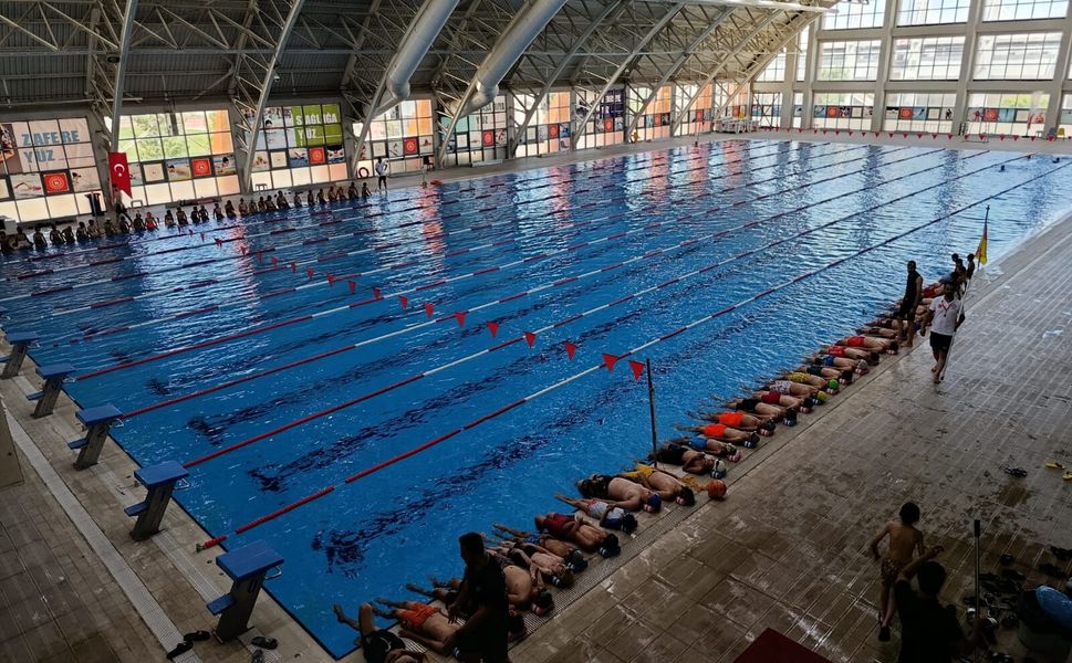 “Yüzmek İçin Havuzları Tercih Edin”