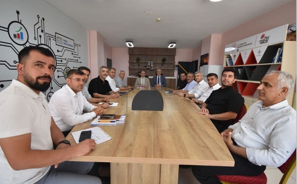 Batman’da Hayat Boyu Öğrenme İl Değerlendirme Toplantısı Gerçekleştirildi