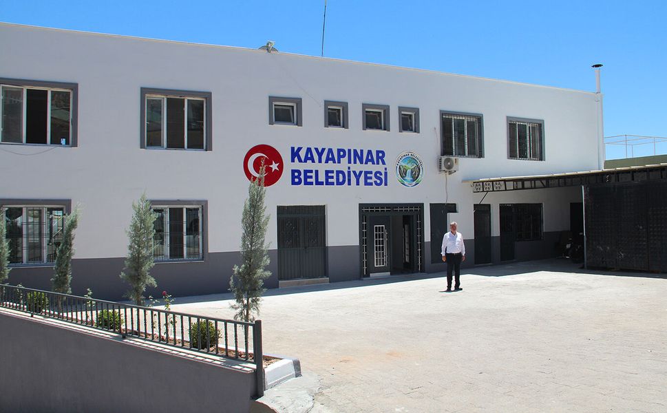 HÜDA PAR'lı Belediye Başkanı Özhan: Belediye binası makamın değil, halkın hizmet yeridir