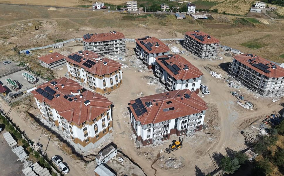 Kaymakam Mustafa Arslanşahin Beşiri TOKİ Konutlarını İnceledi