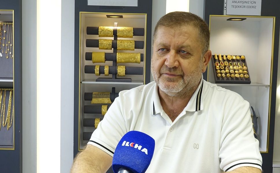 Kuyumcular: Altındaki gerileme piyasada nakit sıkışıklığını artırdı